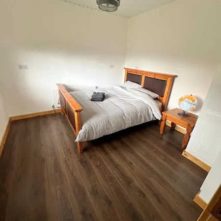 Apartamento One Bedroom House Near