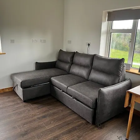 One Bedroom House Near Апартаменты *